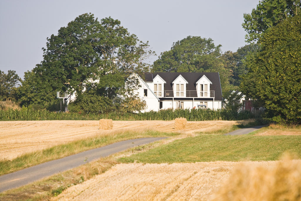 Quistgaarden Bed & Breakfast Spjellerup Exterior foto